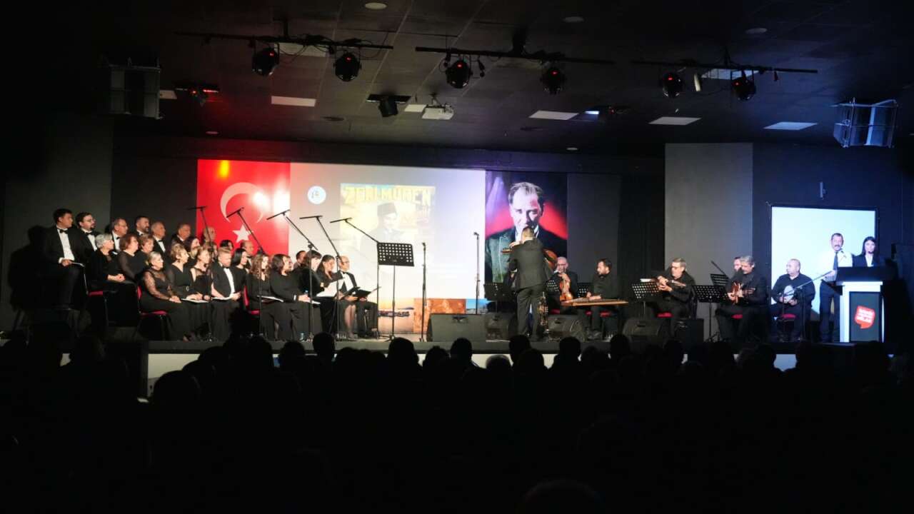 Milas’ta Türk Müziği Rüzgârı: İlk Konser Ayakta Alkışlandı 2